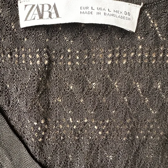 Zara Black Fitted Soft Stretch Mesh Racerback Tank Top - Picture 3 of 4